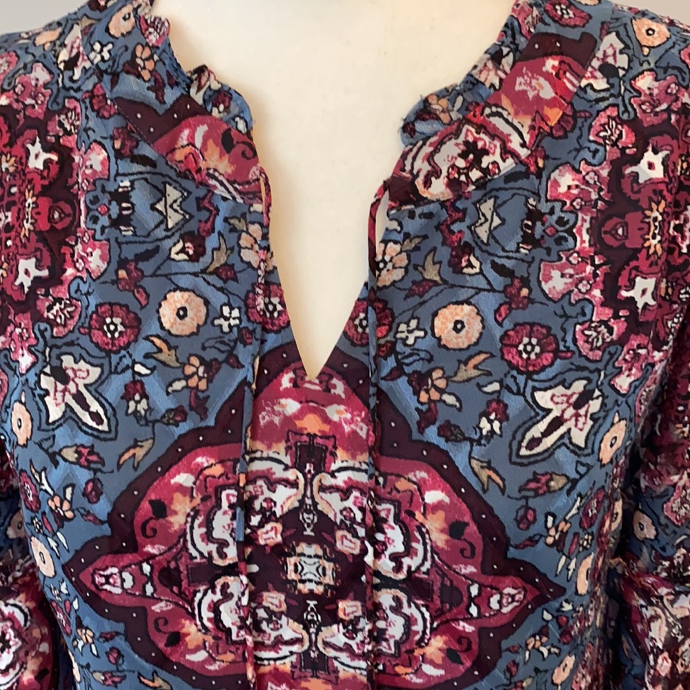 Dress - Picture 2 of 5
